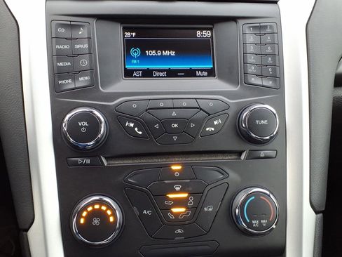 Used 2016 Ford Fusion SE image 13