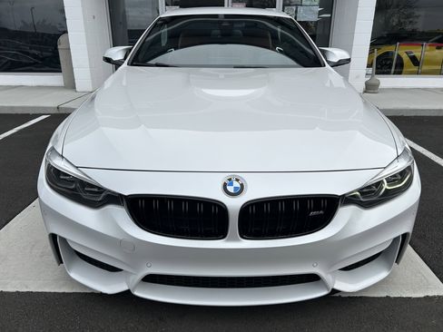 Used 2020 BMW M4 Convertible w/ Competition Package image 2