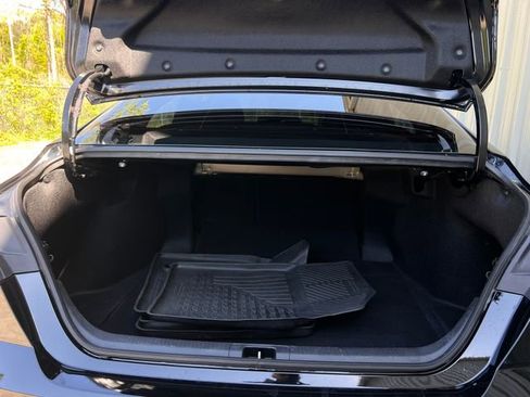 Used 2025 Toyota Camry SE image 27