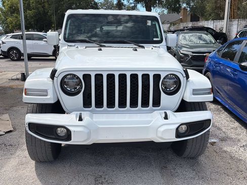 Used 2021 Jeep Gladiator Overland AWD/4WD image 2