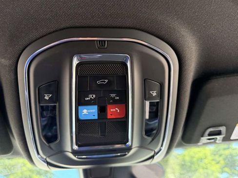 Used 2023 Jeep Grand Cherokee L Laredo AWD/4WD image 30