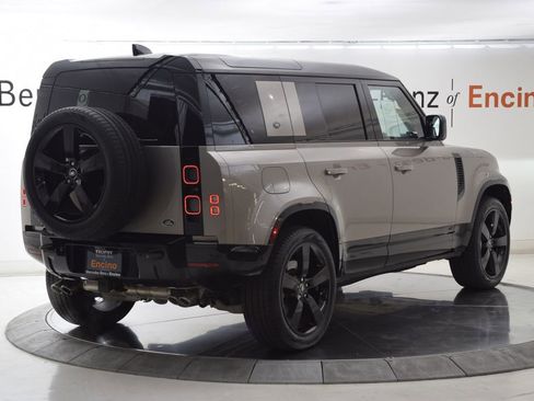 Used 2023 Land Rover Defender 110 V8 AWD/4WD image 6