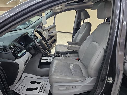 Used 2018 Honda Odyssey Elite image 19