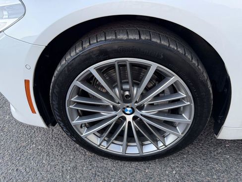 Used 2019 BMW 530i xDrive w/ Convenience Package AWD/4WD image 32
