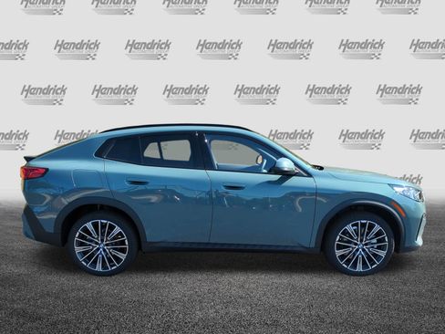 Used 2026 BMW X2 xDrive28i w/ Technology Package AWD/4WD image 11