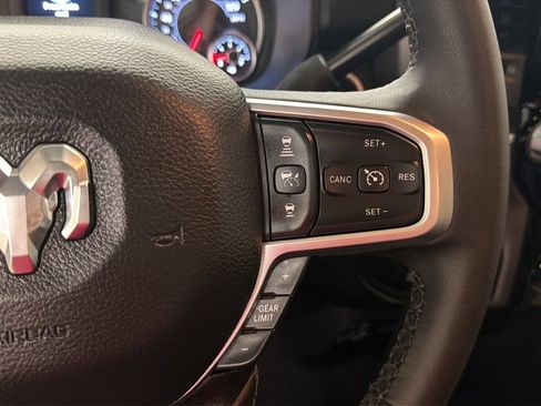 Used 2025 RAM 2500 Big Horn AWD/4WD image 18