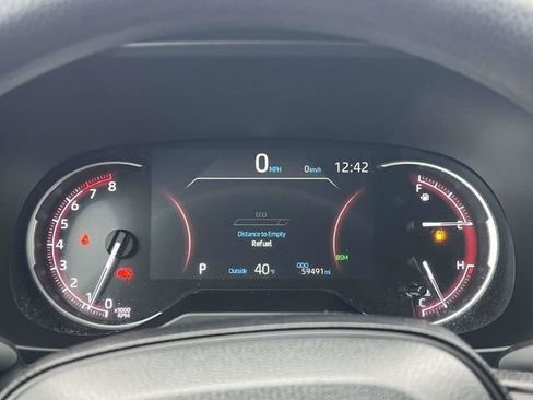 Used 2023 Toyota RAV4 XLE image 32