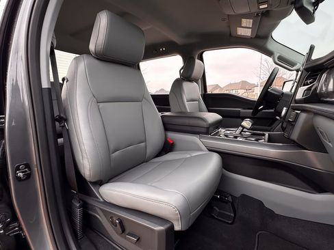 New 2025 Ford F150 Lightning Flash image 32