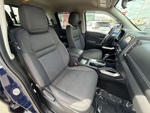 Used 2023 Nissan Frontier SV w/ SV Convenience Package AWD/4WD image 23