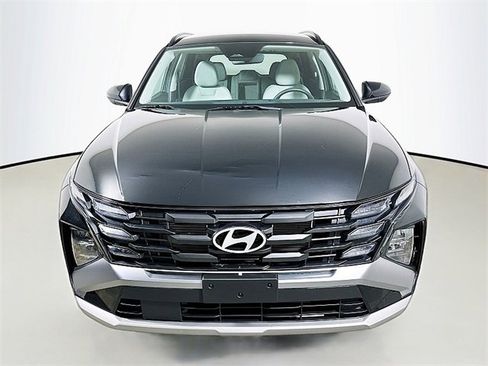 Used 2025 Hyundai Tucson SEL image 2