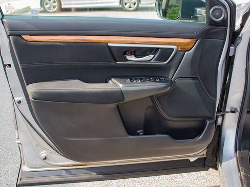 Used 2018 Honda CR-V EX image 14