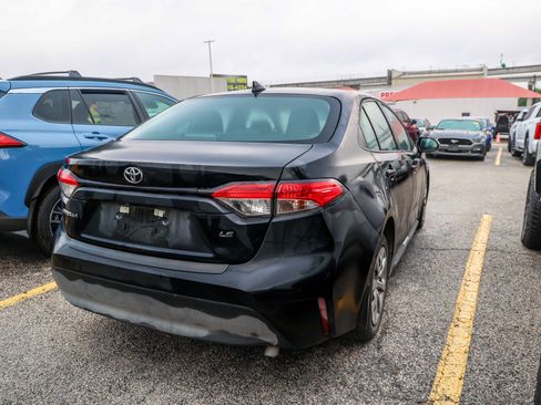 Certified 2025 Toyota Corolla LE image 8