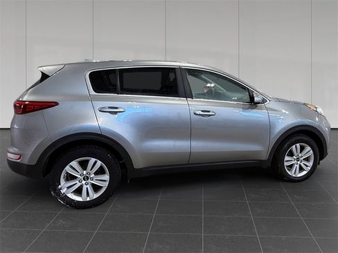 Used 2019 Kia Sportage LX image 6