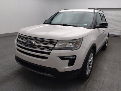 Used 2018 Ford Explorer XLT w/ Equipment Group 202A image 15