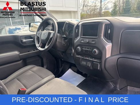 Used 2024 Chevrolet Silverado 1500 Custom Trail Boss w/ LPO, Dark Essentials Package AWD/4WD image 27