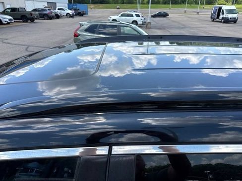 Used 2022 Honda Pilot Special Edition image 9