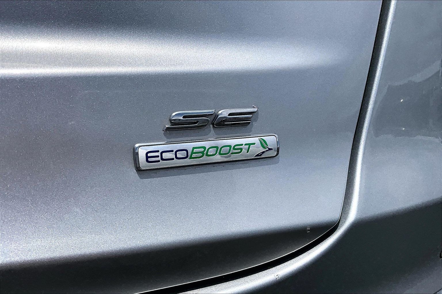 Used 2019 Ford Fusion SE FWD image 30
