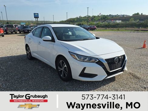Used 2023 Nissan Sentra SV image 1