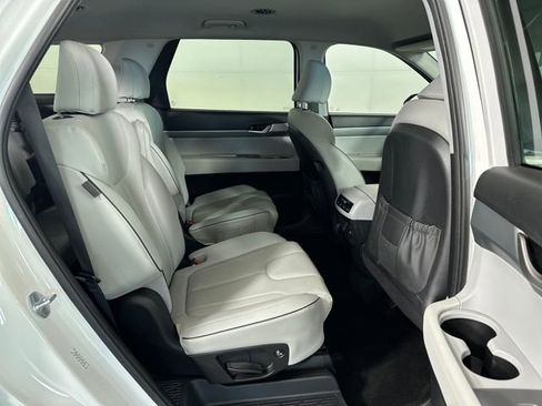 Used 2023 Hyundai Palisade SEL image 27