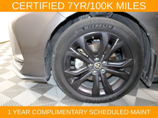 Used 2022 Toyota Sienna XSE FWD image 29