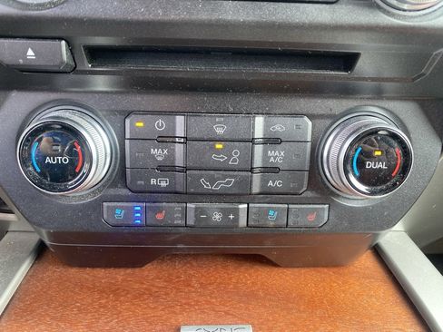 Used 2018 Ford F150 King Ranch w/ Equipment Group 601A Luxury image 23