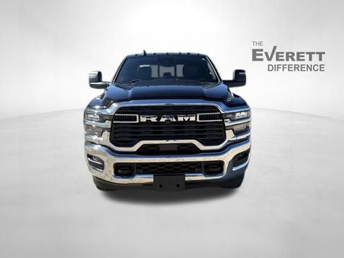 Used 2025 RAM 2500 Tradesman AWD/4WD image 2