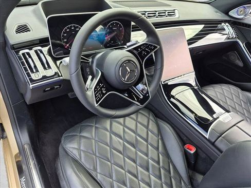 Used 2023 Mercedes-Benz S 580 4MATIC Sedan image 9