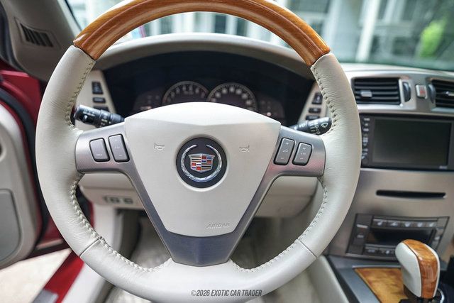 Used 2004 Cadillac XLR RWD image 32