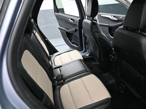 Used 2022 Ford Escape Titanium w/ Titanium Elite Package AWD/4WD image 20