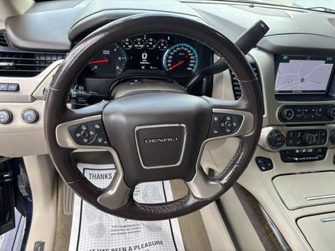 Used 2018 GMC Yukon Denali w/ Denali Ultimate Package AWD/4WD image 11