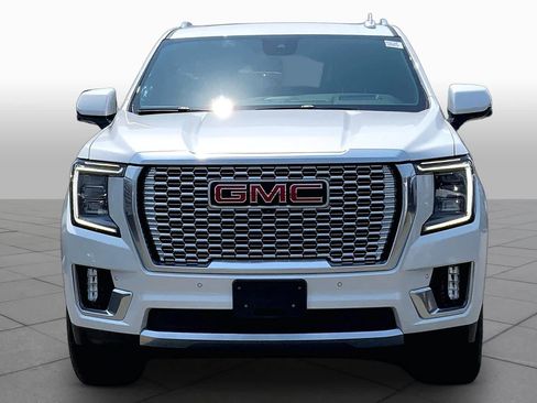 Used 2023 GMC Yukon XL Denali w/ Max Trailering Package AWD/4WD image 4