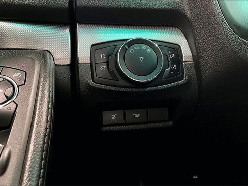 Used 2014 Ford Explorer XLT w/ Equipment Group 202A image 38