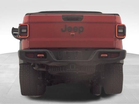 Used 2024 Jeep Gladiator Mojave w/ Convenience Group image 9