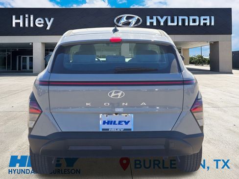 New 2026 Hyundai Kona SE FWD image 5