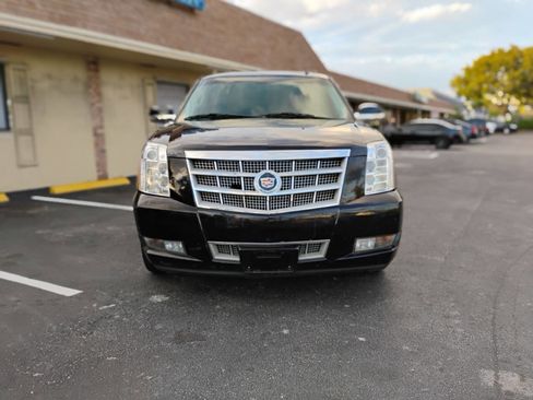 Used 2014 Cadillac Escalade ESV Platinum image 6