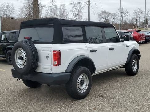 Used 2023 Ford Bronco 4-Door AWD/4WD image 4