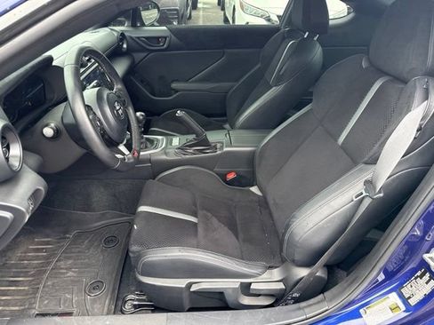 Used 2024 Toyota GR86 Premium RWD image 17