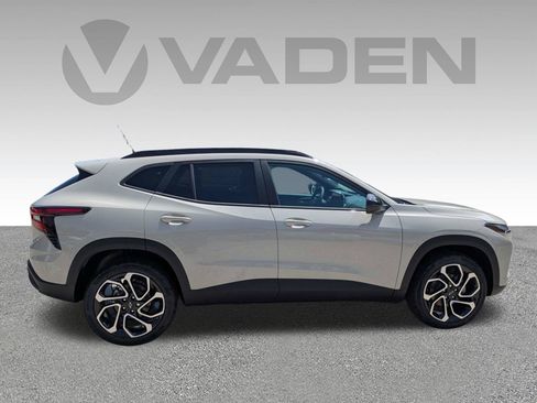 New 2026 Chevrolet Trax RS w/ Driver Confidence Package FWD image 24