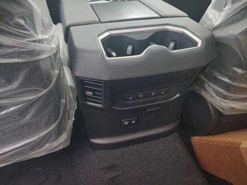 New 2026 Toyota Tundra Platinum image 10