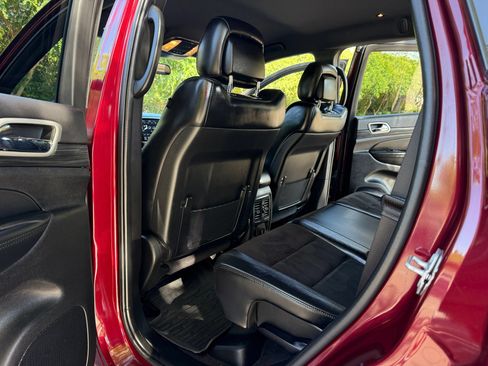 Used 2021 Jeep Grand Cherokee Laredo X RWD image 20