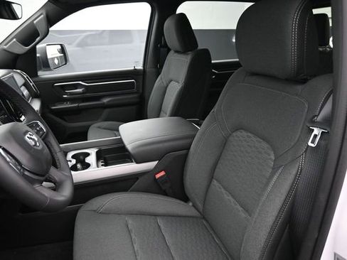 New 2026 RAM 1500 4x4 Crew Cab image 13