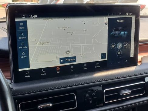 Certified 2023 Lincoln Nautilus Reserve AWD/4WD image 21