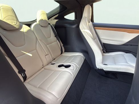 Used 2019 Tesla Model X Performance AWD/4WD image 35