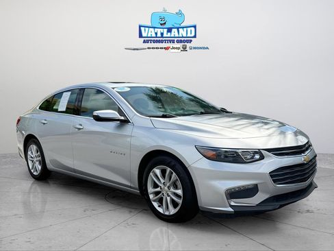 Used 2018 Chevrolet Malibu LT FWD image 7