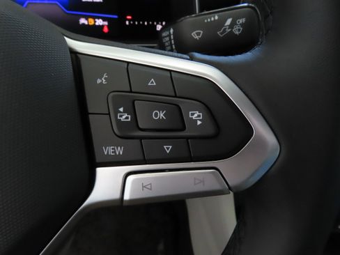 New 2025 Volkswagen Jetta SE image 15