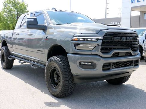 Used 2026 RAM 2500 Laramie w/ Night Edition AWD/4WD image 4