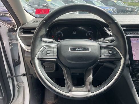Used 2021 Jeep Grand Cherokee L Limited AWD/4WD image 15