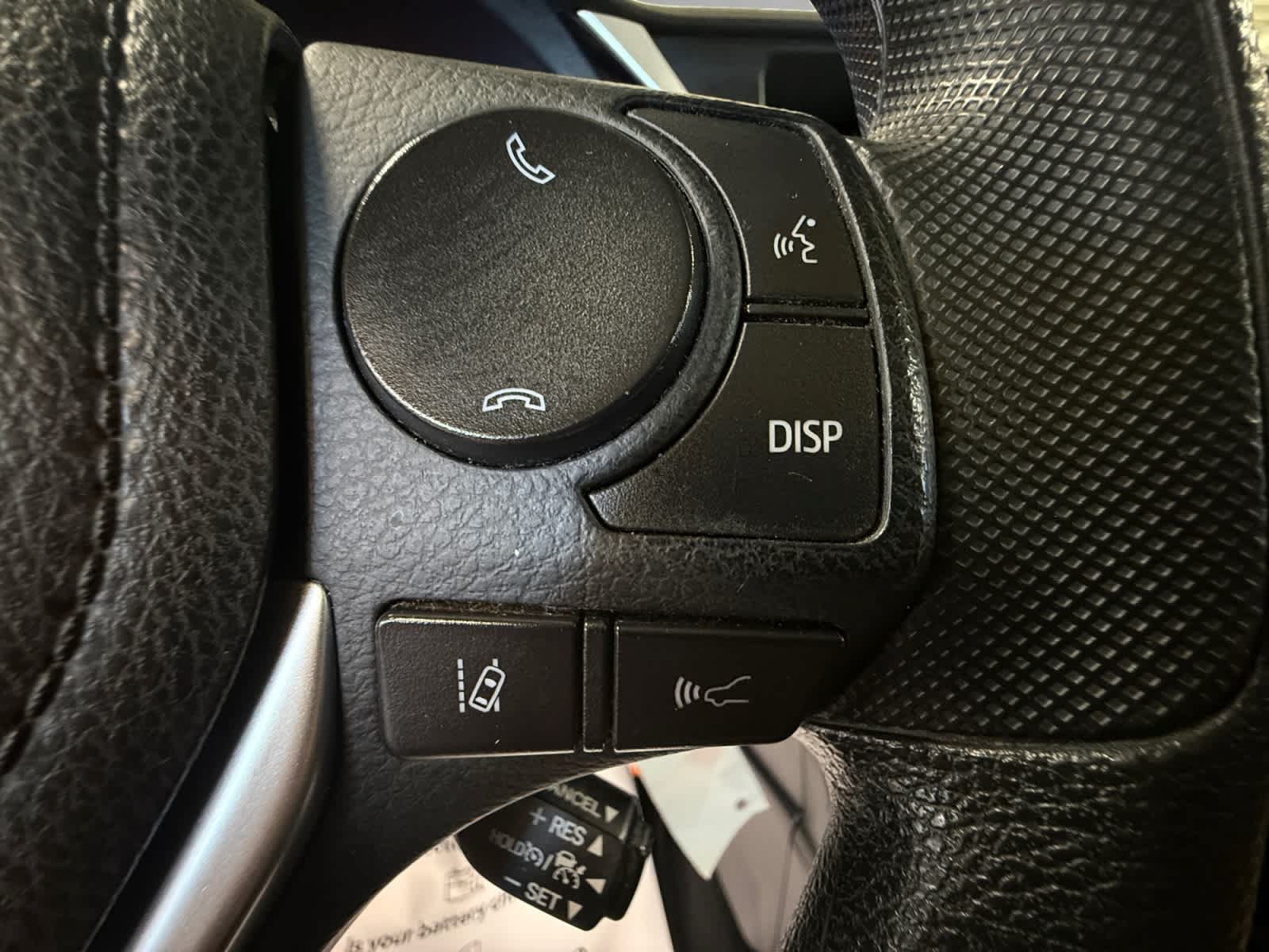 Used 2017 Toyota Corolla LE w/ Carpet Mat Package (TMS) FWD image 20