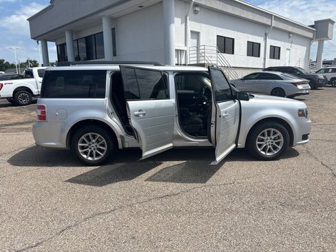 Used 2019 Ford Flex SE FWD image 8