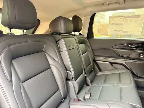 New 2026 Lincoln Nautilus Premier w/ Equipment Group 102A image 21